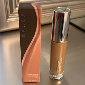 Becca 24 hour Foundation